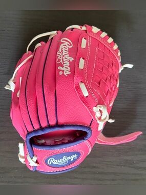Rawlings Pink and Navy Youth Baseball Glove